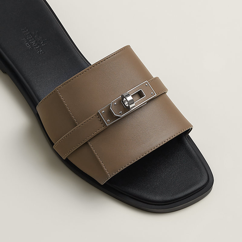 HERMES 新作 サンダル 上品 ケリー＆スタッズ 本革レザー Giulia Giulia sandal | Hermès USA